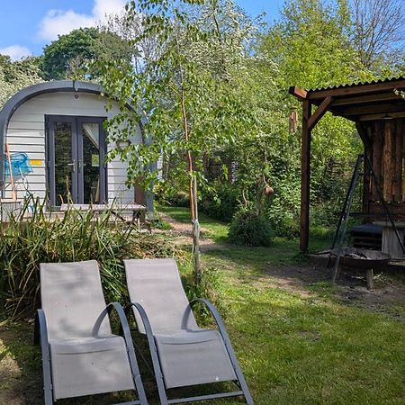 Willa Emlyn'S Coppice - Luxury Woodland Glamping Holywell  Zewnętrze zdjęcie