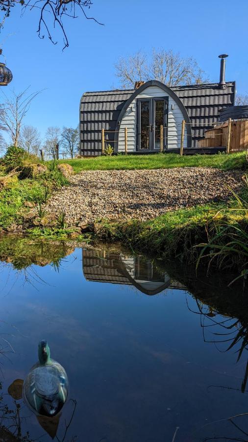 Willa Emlyn'S Coppice - Luxury Woodland Glamping Holywell  Zewnętrze zdjęcie