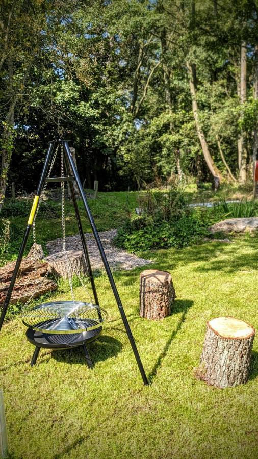 Willa Emlyn'S Coppice - Luxury Woodland Glamping Holywell  Zewnętrze zdjęcie