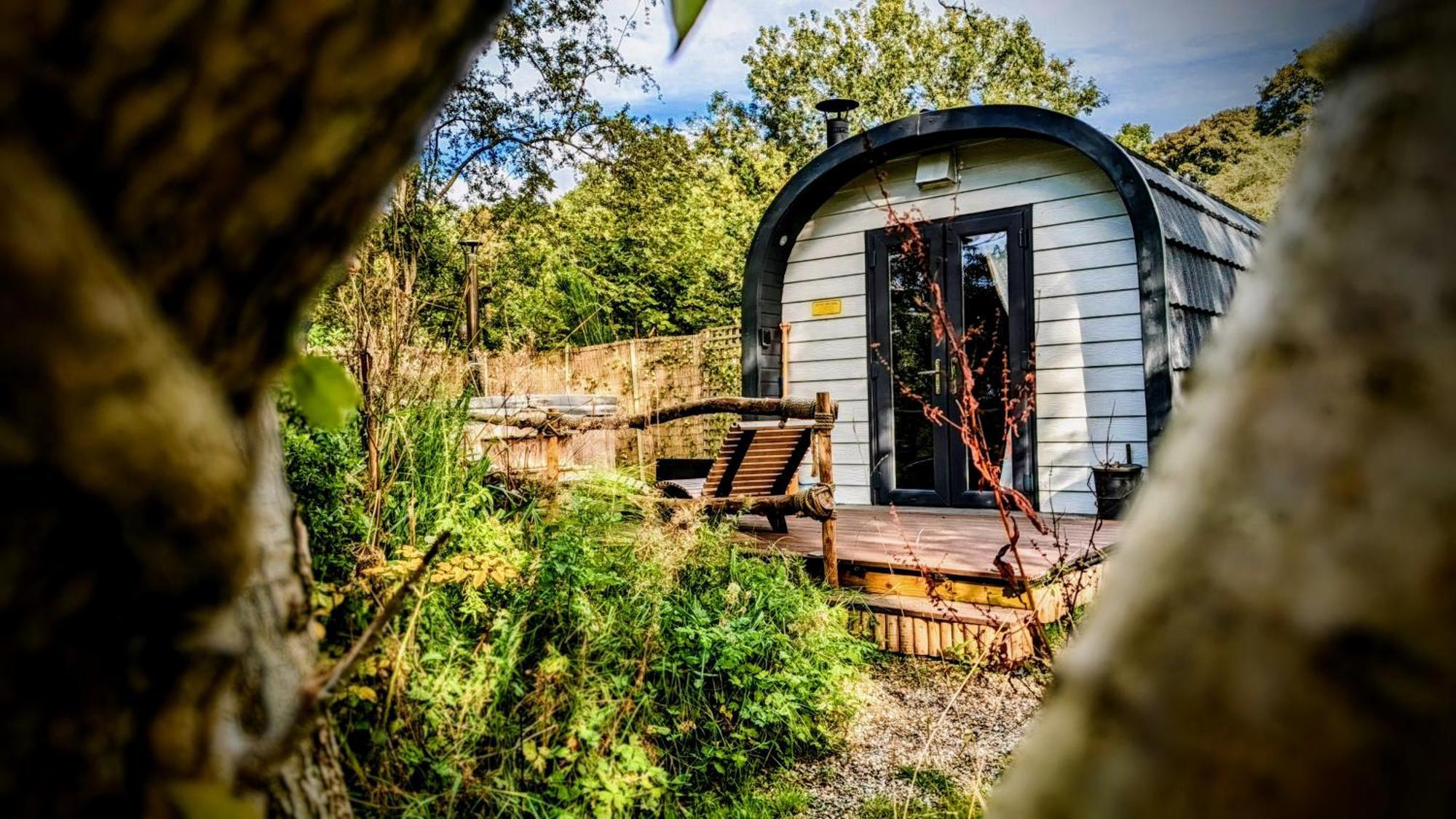 Willa Emlyn'S Coppice - Luxury Woodland Glamping Holywell  Zewnętrze zdjęcie