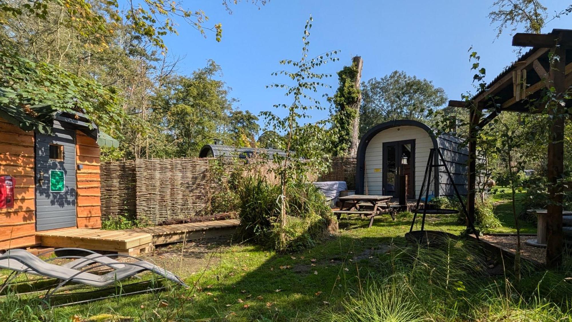 Willa Emlyn'S Coppice - Luxury Woodland Glamping Holywell  Zewnętrze zdjęcie