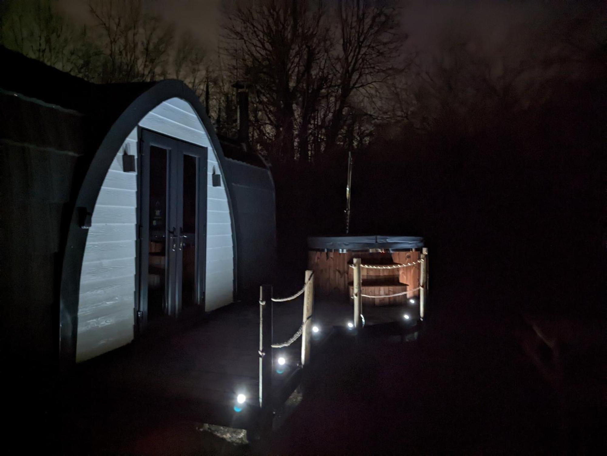 Willa Emlyn'S Coppice - Luxury Woodland Glamping Holywell  Zewnętrze zdjęcie