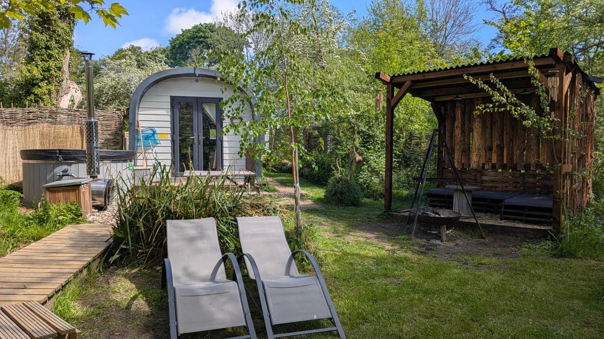 Willa Emlyn'S Coppice - Luxury Woodland Glamping Holywell  Zewnętrze zdjęcie